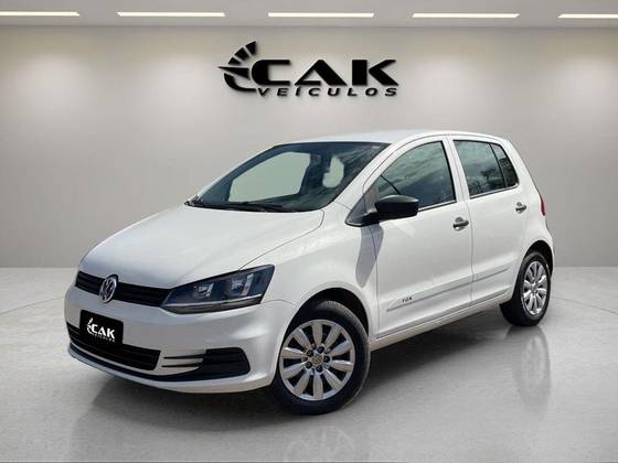 VOLKSWAGEN FOX 1.0 MPI TRENDLINE 12V FLEX 4P MANUAL VOLKSWAGEN FOX 1.0 MPI TRENDLINE 12V FLEX 4P MANUAL